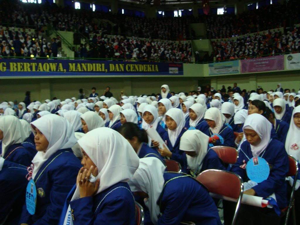 ospek uny